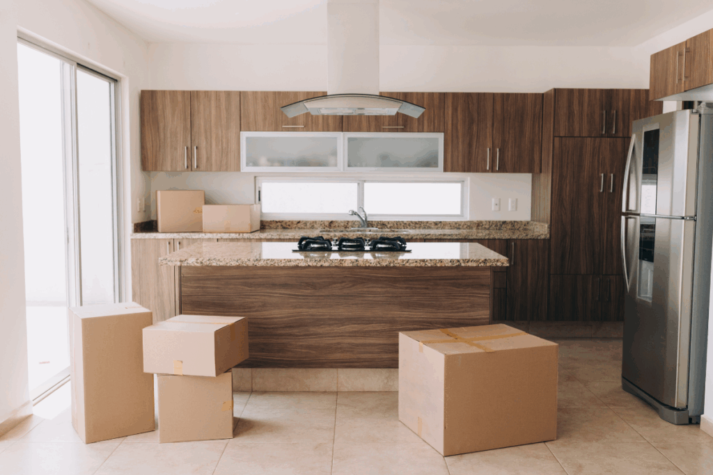 Four Tips for Packing Up Your Kitchen for Moving